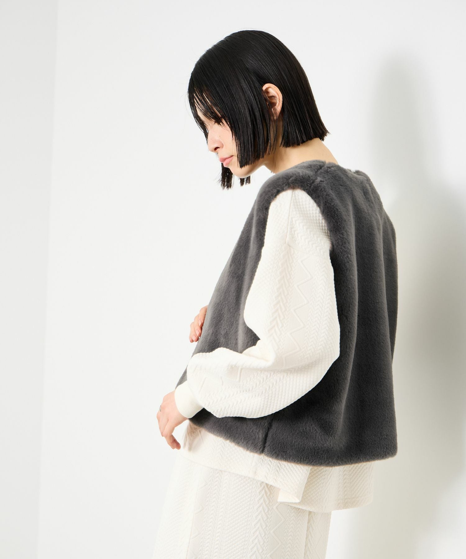 Idnes フェイクファーベスト レディース