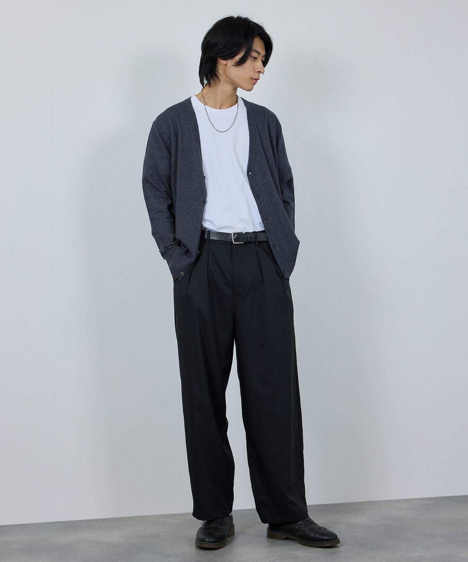 NAVY 素肌ニット Vネックカーディガン メンズ