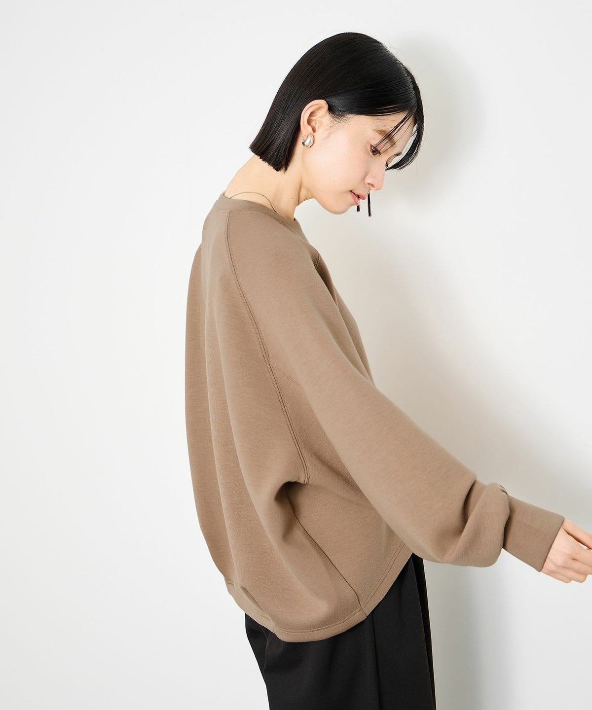 Idnes ストレッチポンチ素材プルオーバー レディース