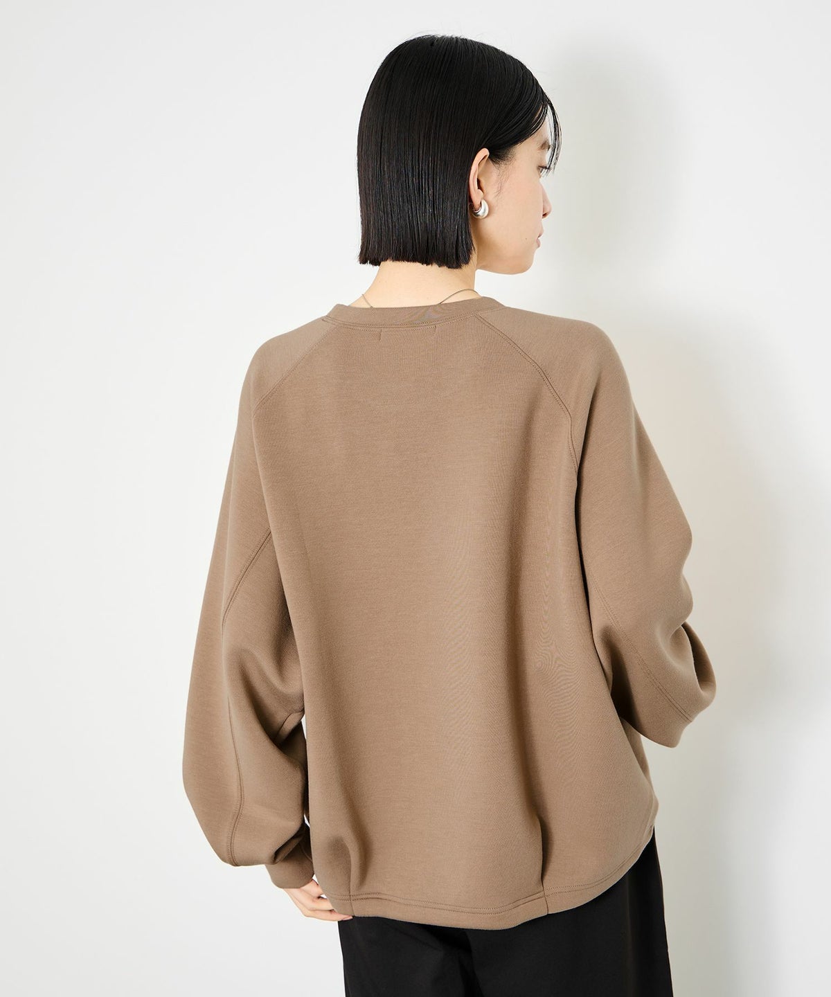 Idnes ストレッチポンチ素材プルオーバー レディース