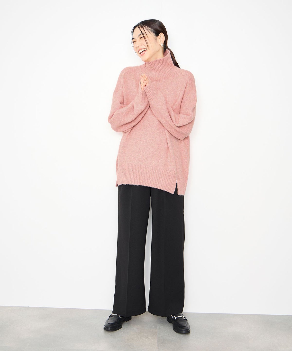 Idnes ヤクライクタートルネックニット レディース