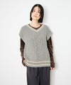 [期間限定knit]Idnes  ケーブルチルデンVネックベスト レディース商品サムネイル-2