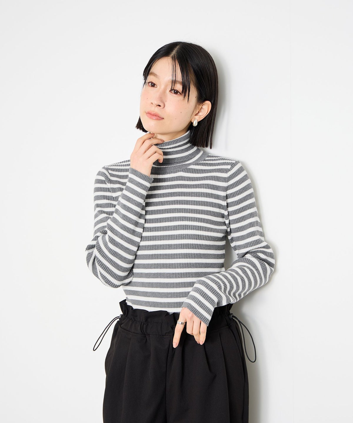 Idnes ボーダーリブタートルネックニット レディース