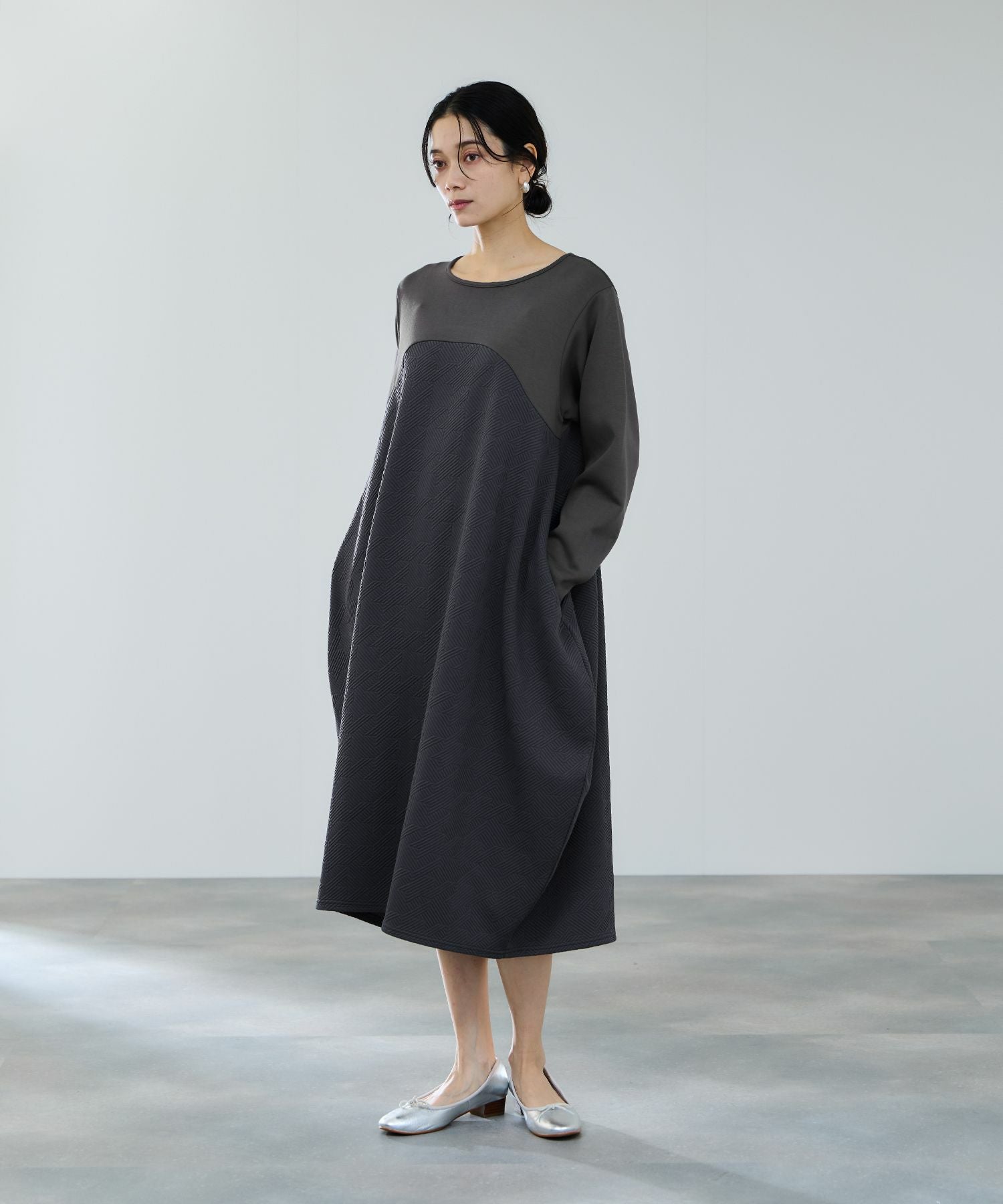 unminou ジャガードコクーンワンピース(GRAY) milli de l'air ジャガードコクーンワンピース レディース