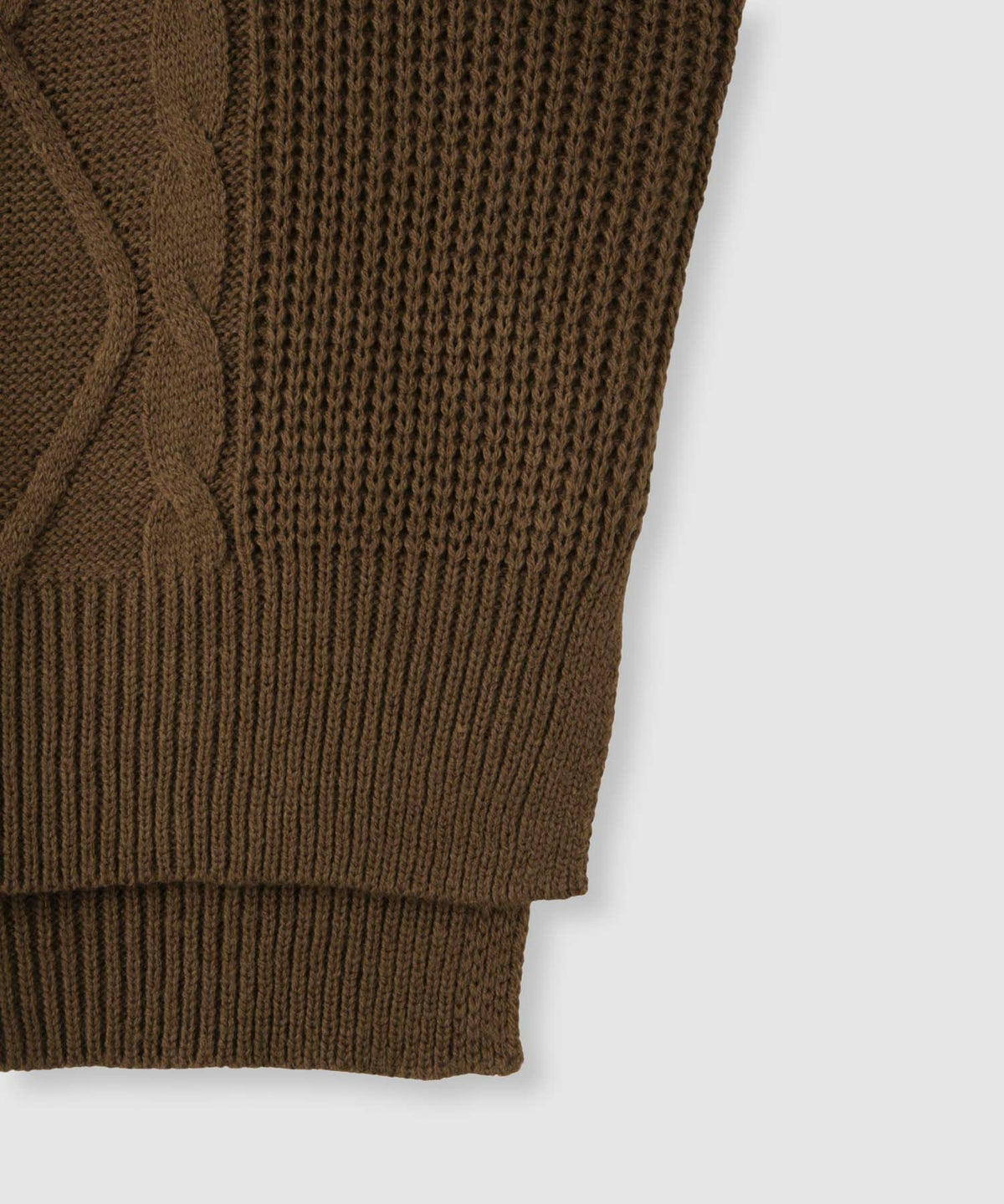 Idnes ケーブルハイネックニット レディース