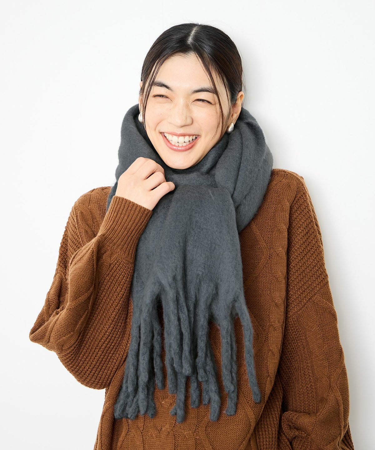 Idnes 無地ボリュームストール レディース