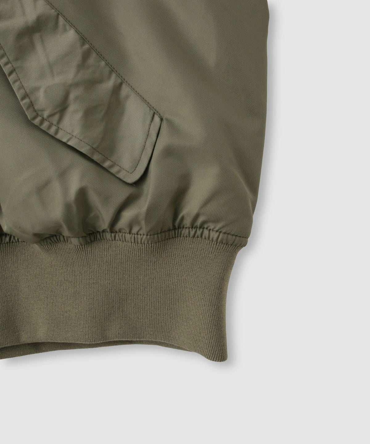 Idnes 中綿MA-1タイプジャケット レディース