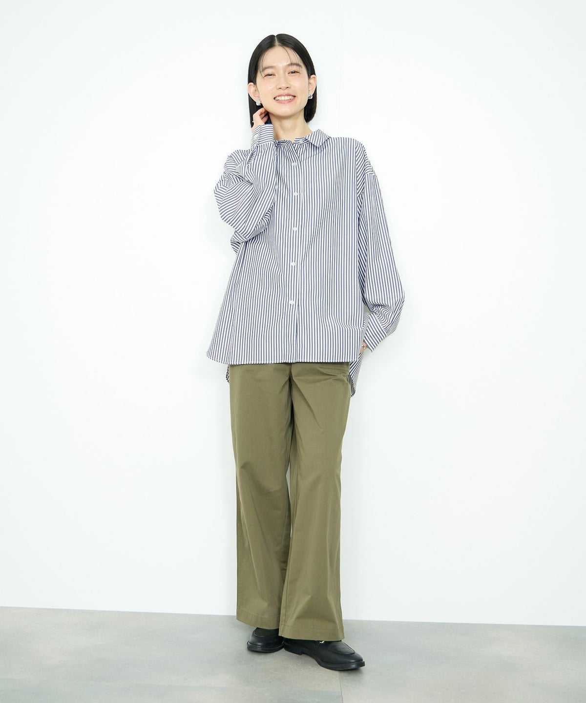 Idnes レギュラーカラーオーバーサイズシャツ レディース