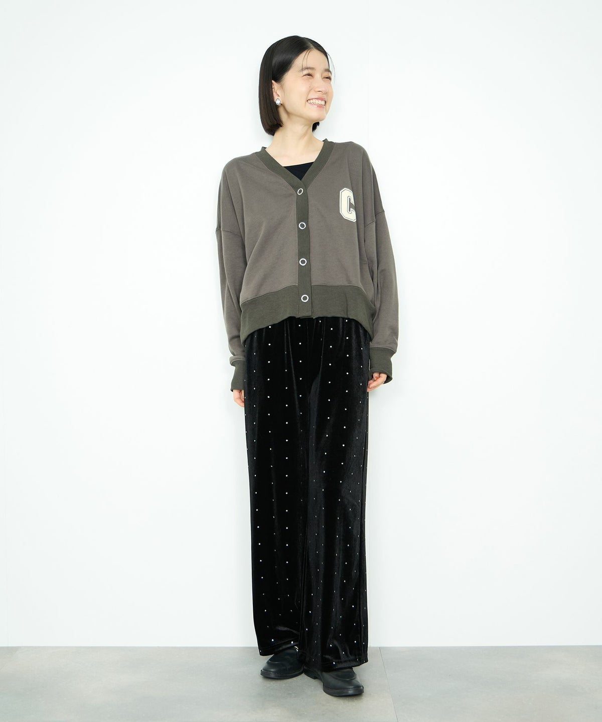 Idnes ロゴスウェットカーディガン レディース