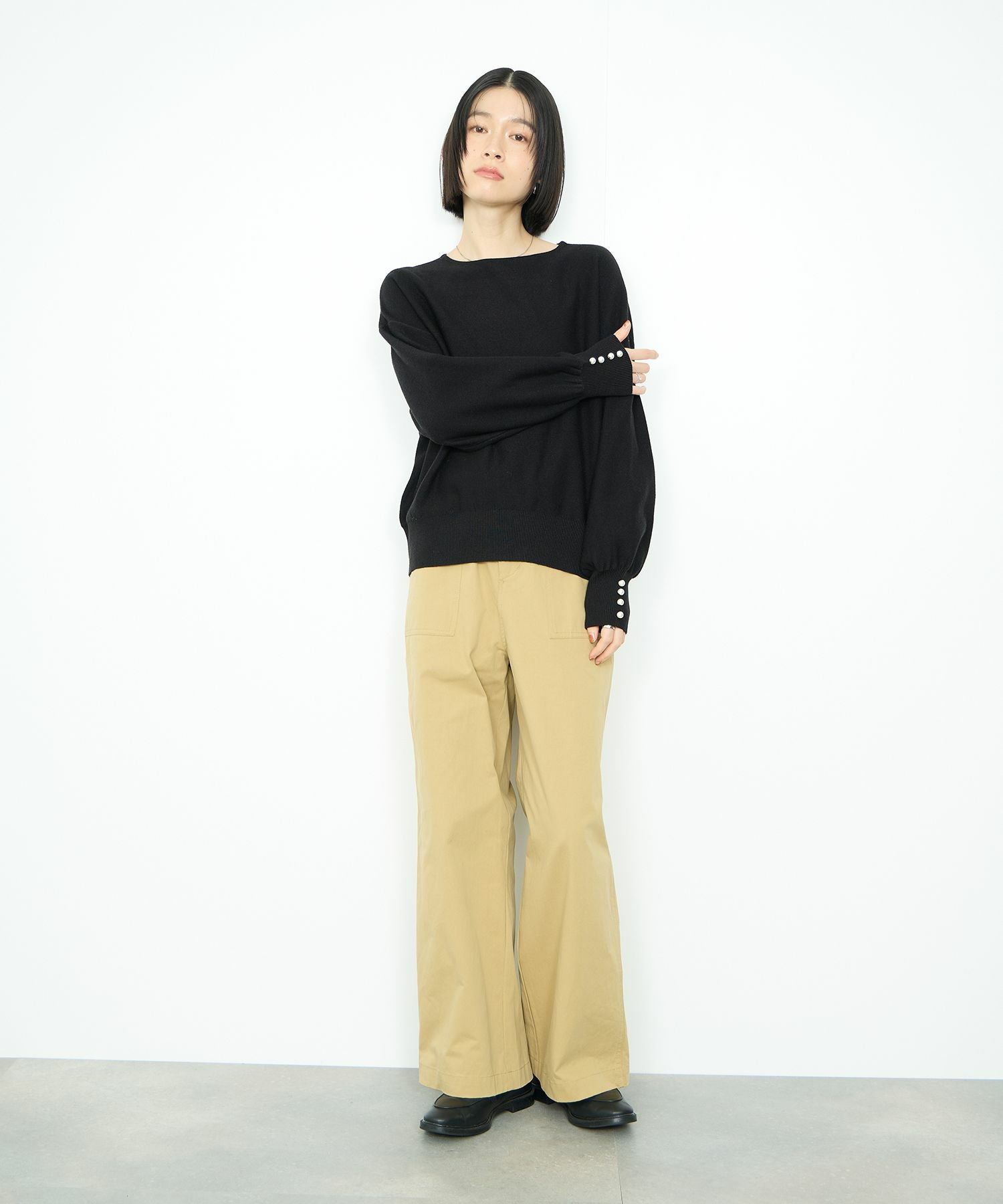 Idnes 横リブパールボタンニット レディース