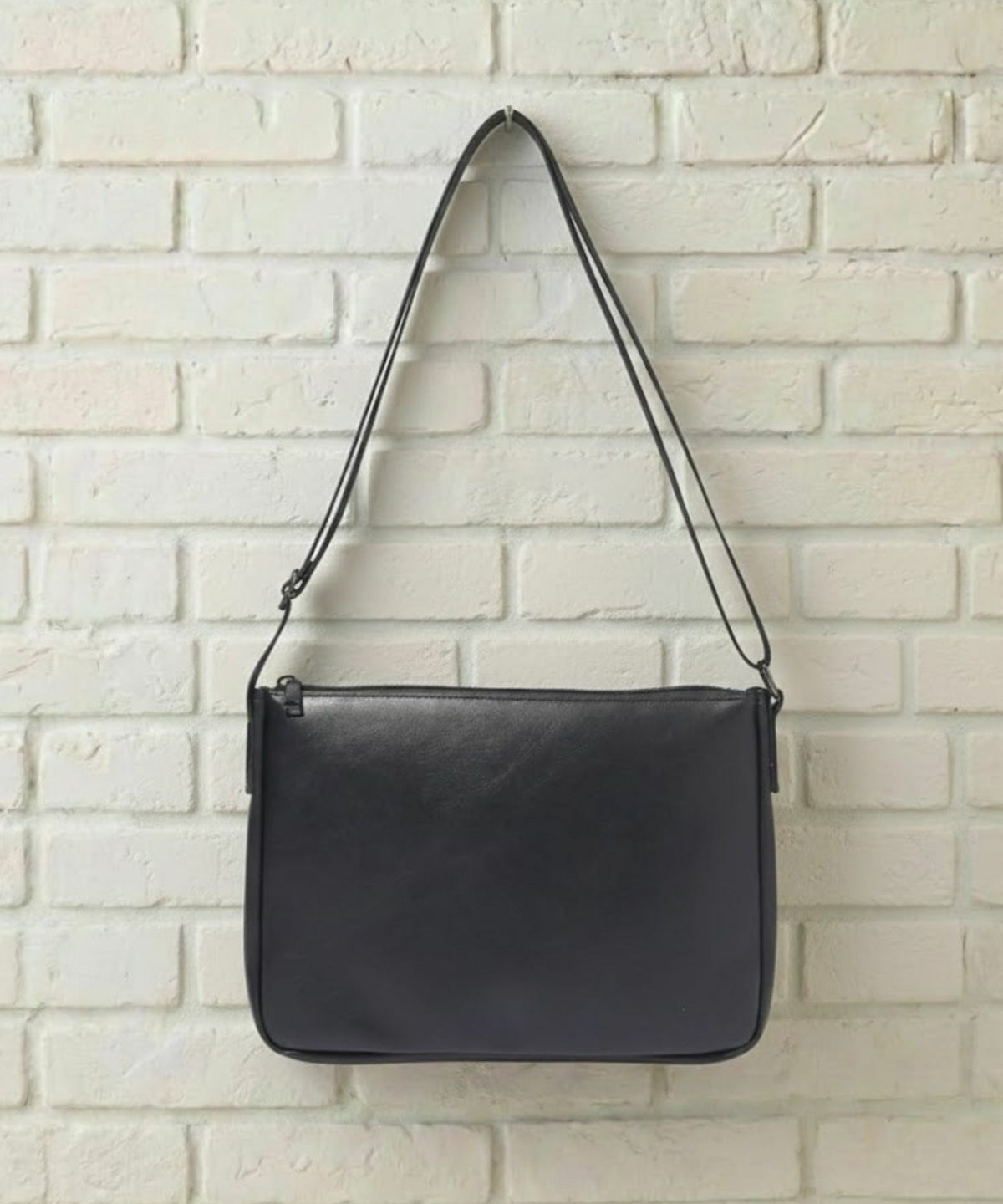 ソフト合皮薄型サコッシュショルダーバッグ