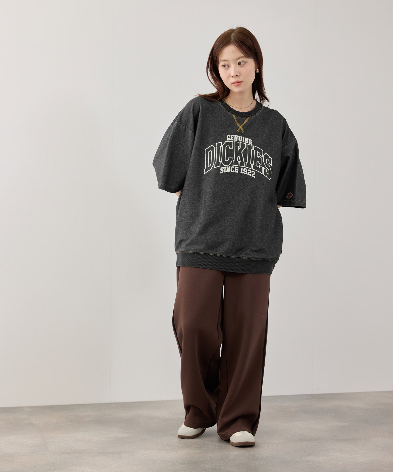 イヤーマンスデー　スウェットTシャツ GENUINE Dickies スウェットTシャツ メンズ
