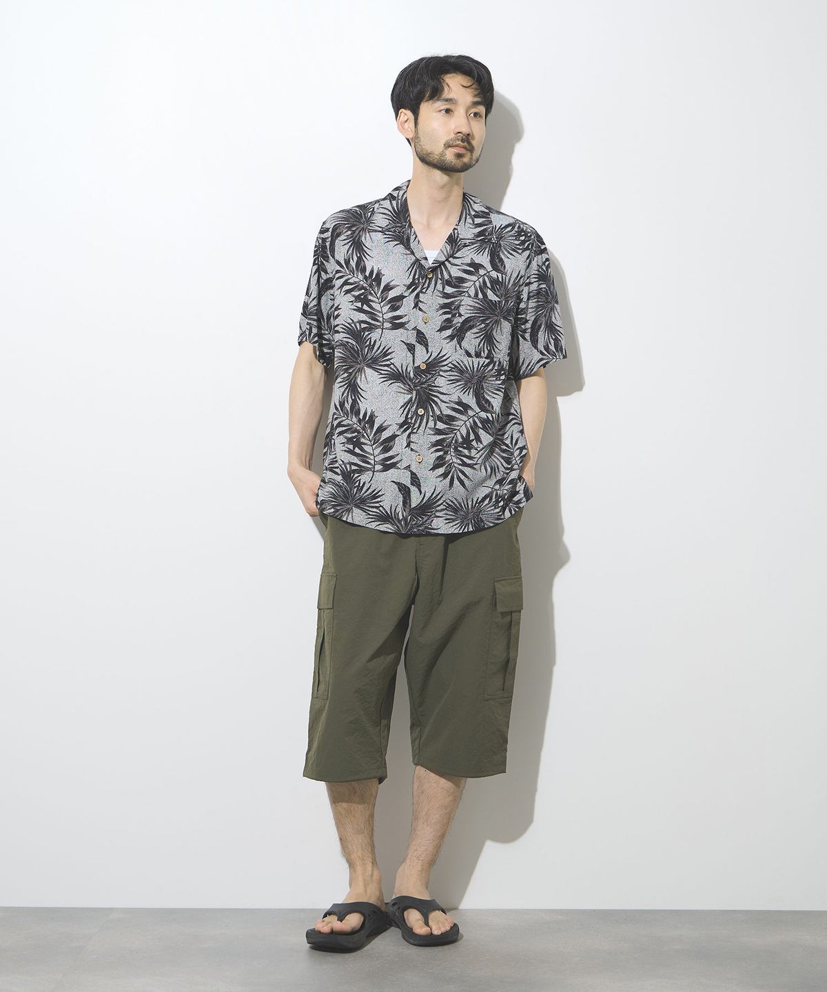 NAVY クロップドカーゴパンツ メンズ