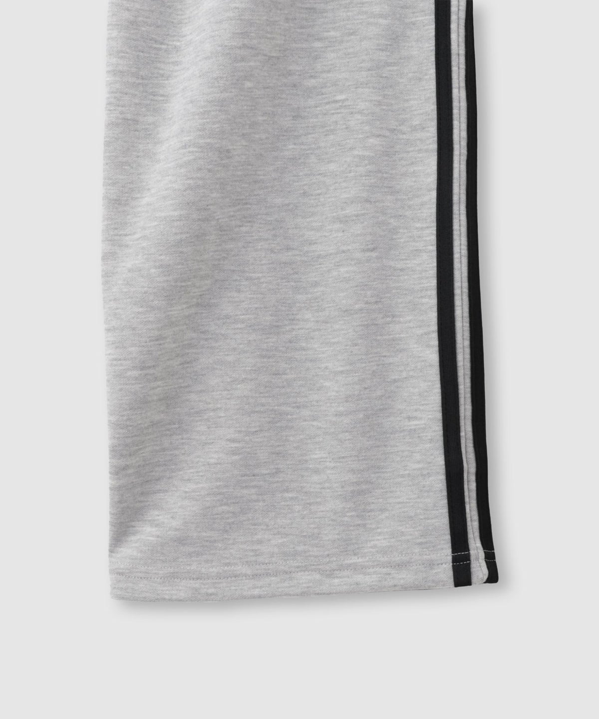 RICH MIX サイドライン ロゴプレート カット カーゴパンツ キッズ