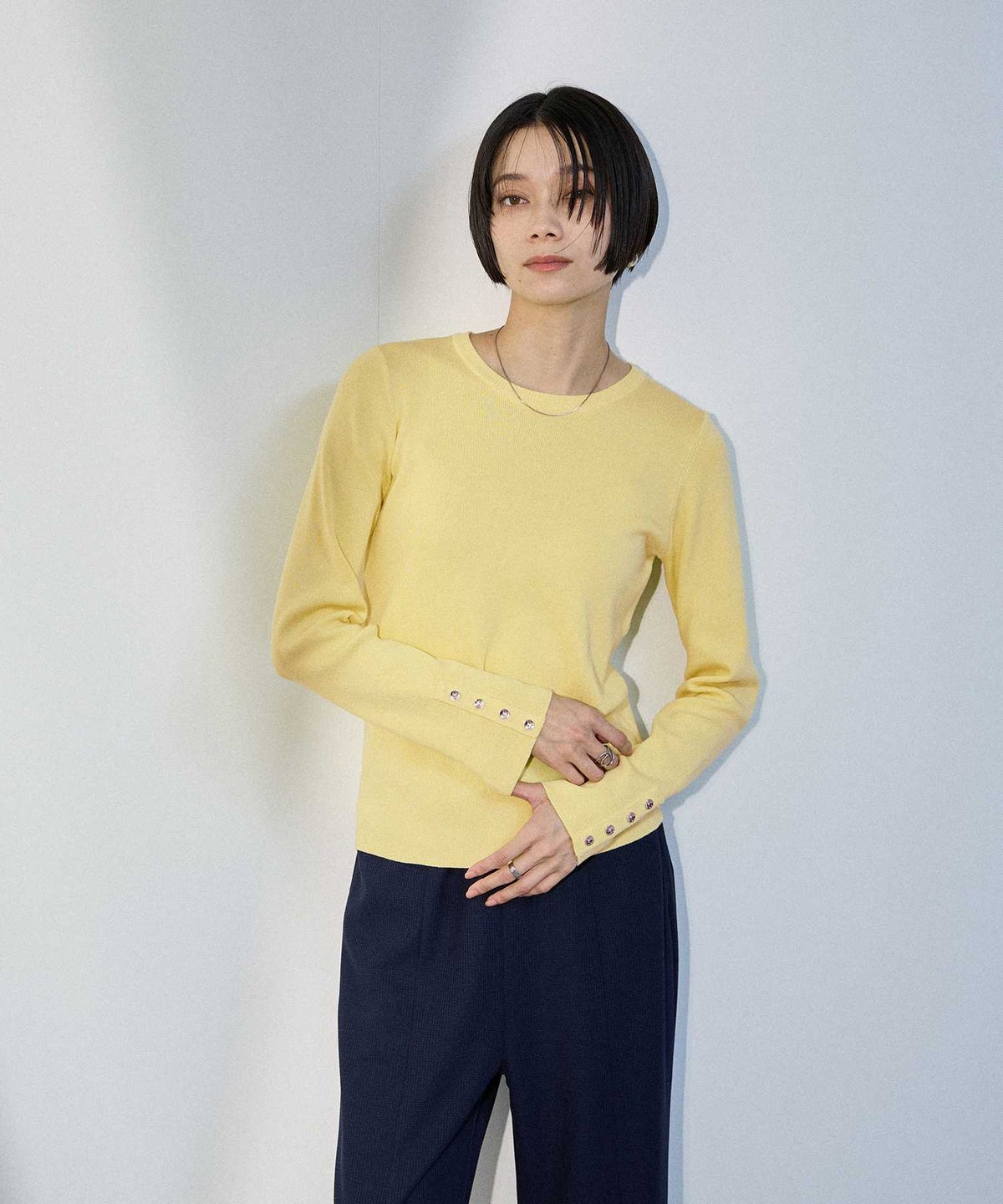 milli de l'air 袖口ボタンリブニットプルオーバー レディース