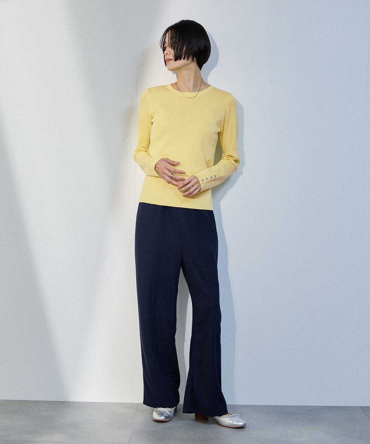 milli de l'air 袖口ボタンリブニットプルオーバー レディース