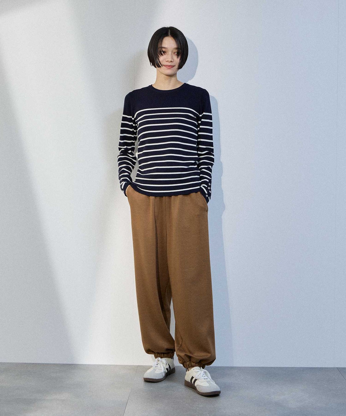 milli de l'air 袖口ボタンリブニットプルオーバー レディース