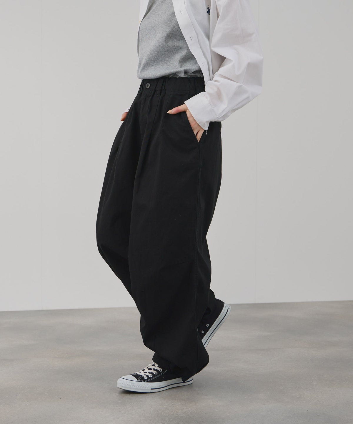 NAVY ワイドタックチノパンツ レディース