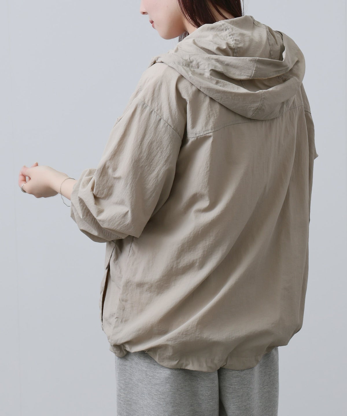 NAVY ワンポイント刺繍 ナイロン ビッグシルエット ZIPフーディブルゾン レディース