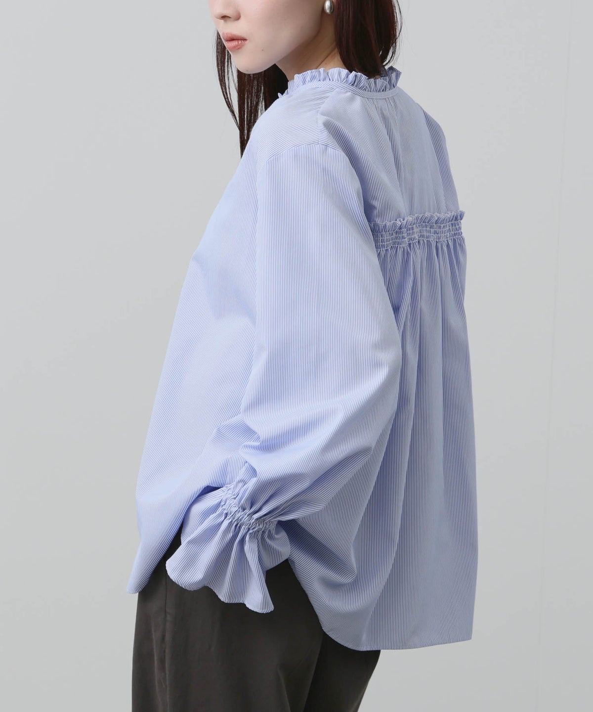 NAVY 袖フリルブラウス レディース