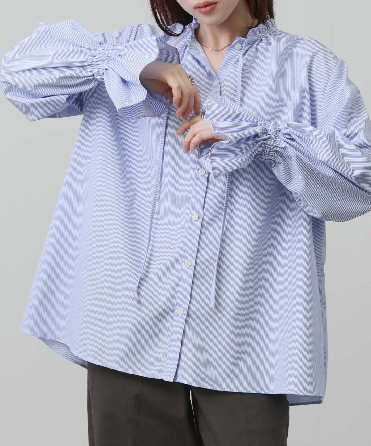 NAVY 袖フリルブラウス レディース