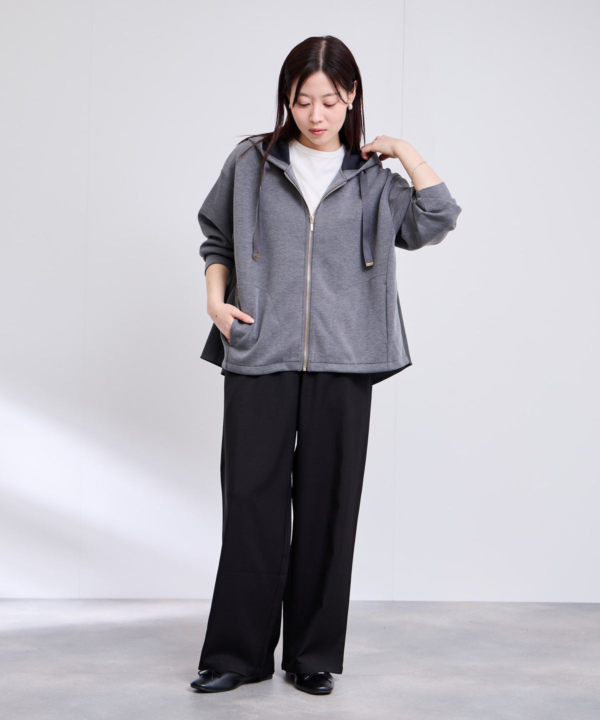  [期間限定価格]Free Nature ジップパーカー バック布帛切り替え【後ろ姿まで抜かりなく♪】 レディース