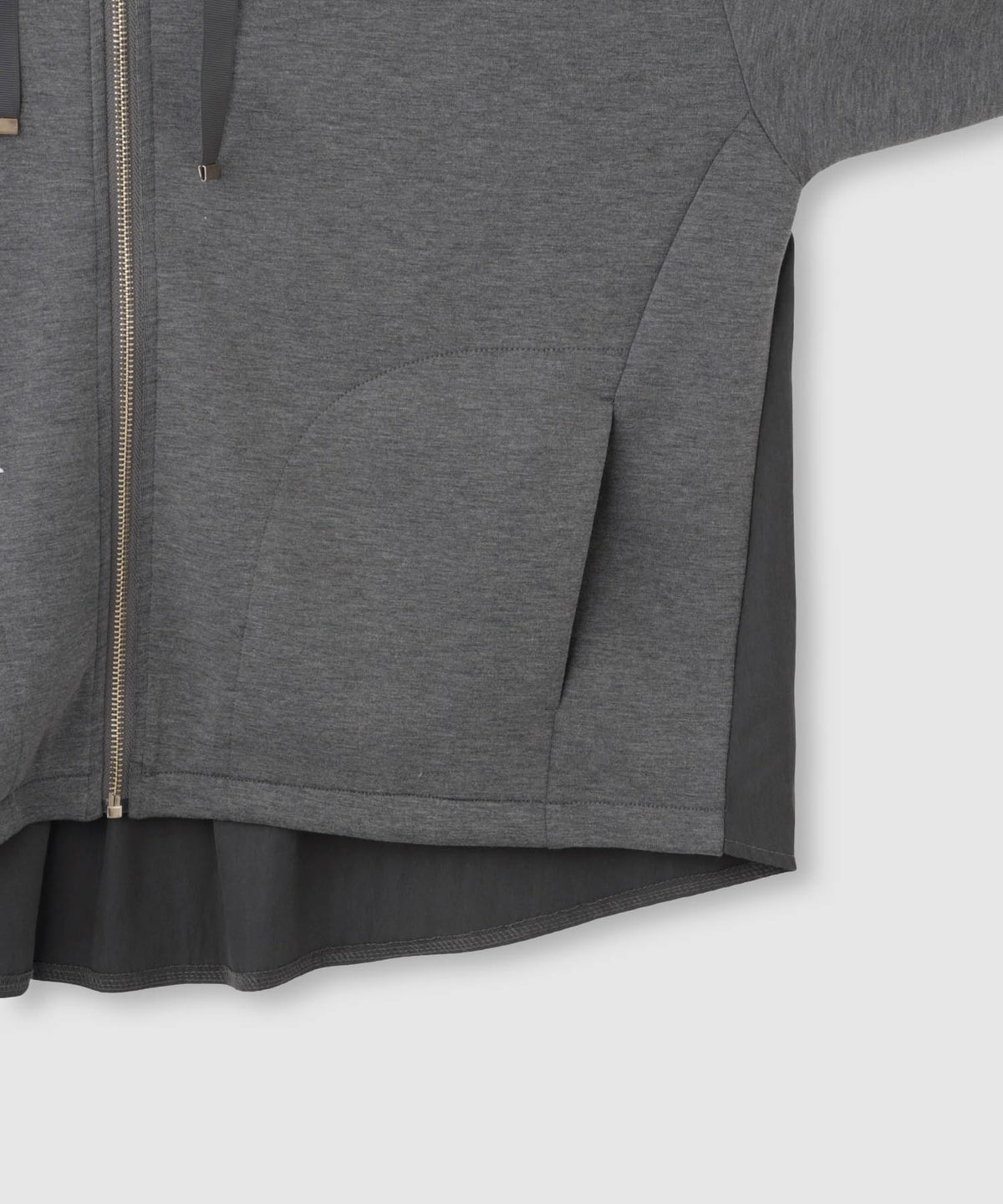  [期間限定価格]Free Nature ジップパーカー バック布帛切り替え【後ろ姿まで抜かりなく♪】 レディース