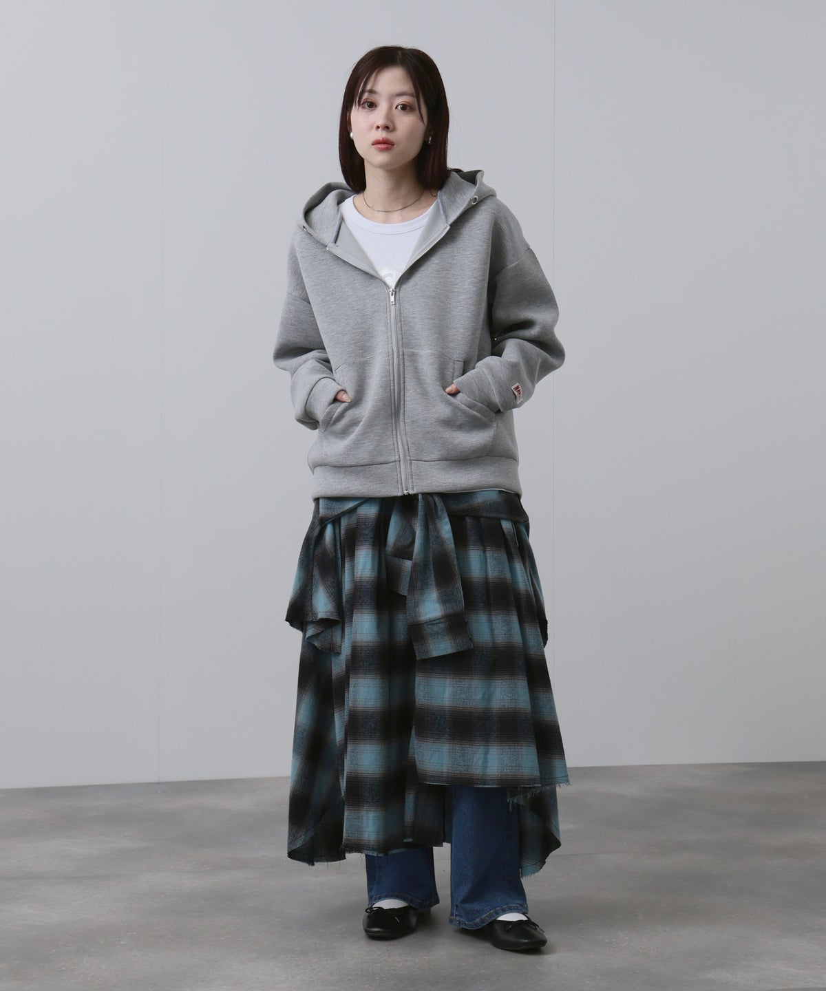 NAVY ダンボール素材ジップパーカー レディース