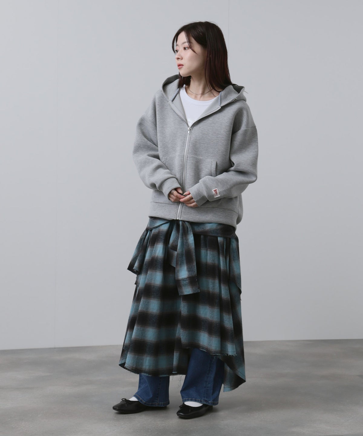 NAVY ダンボール素材ジップパーカー レディース