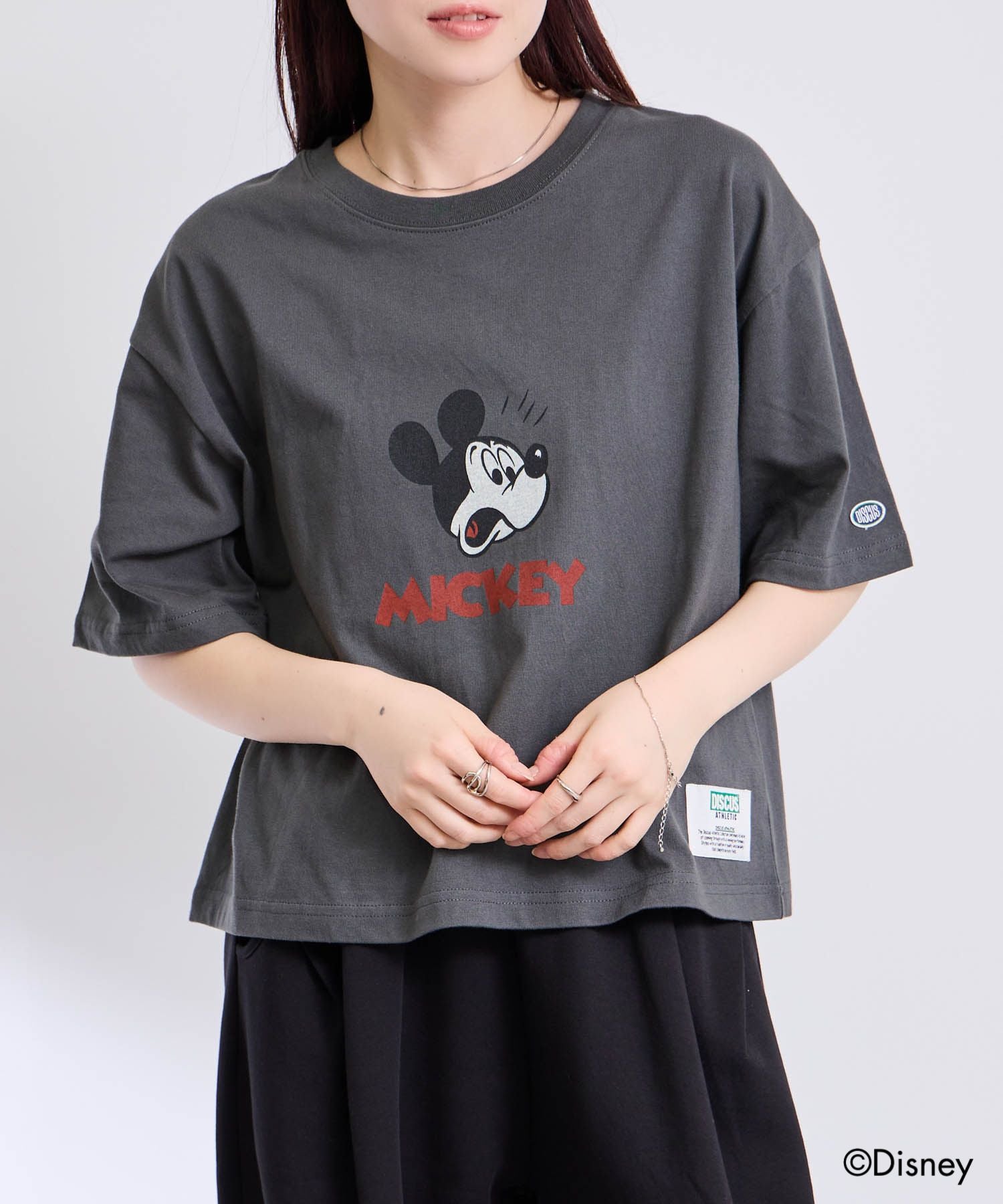 DISCUS DISCUS×MICKEY MOUSE / ショート丈Tシャツ レディース