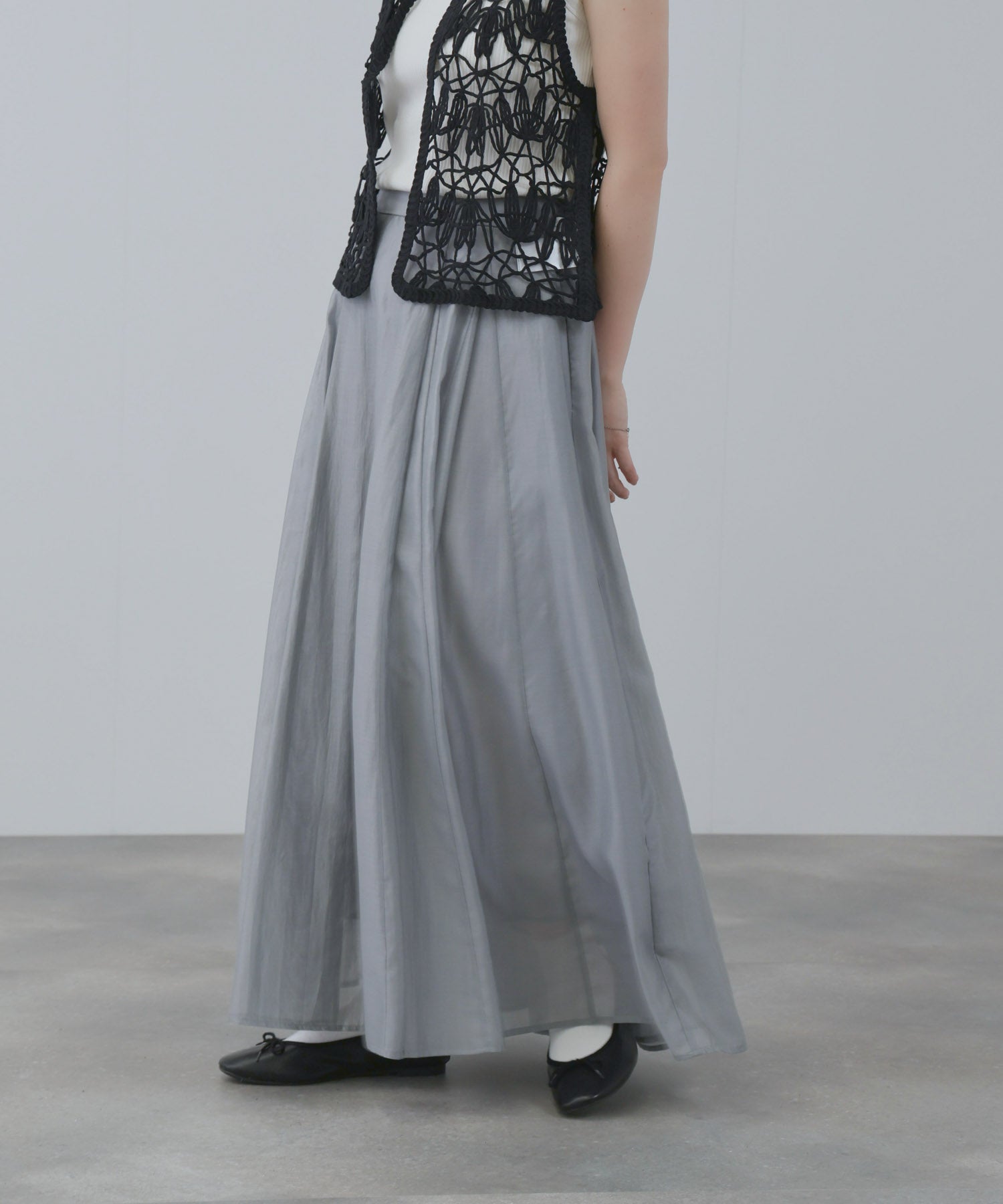 極美品✨GRISE ラウンドシアーフラット ブラック 23.5㎝ 2026 現行 NAVY シアーフレアスカート レディース