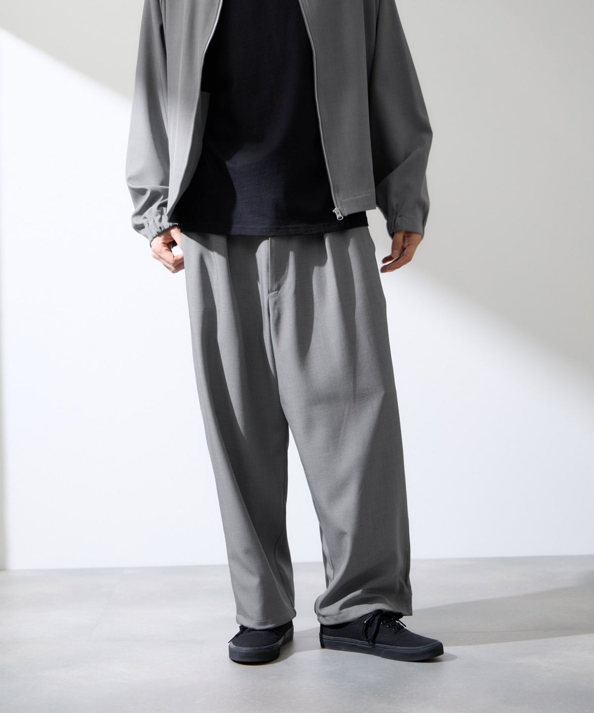 URBAN COLLECTION ポリトロ ワイドパンツ メンズ