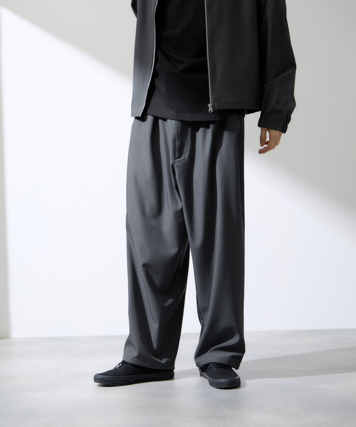 URBAN COLLECTION ポリトロ ワイドパンツ メンズ