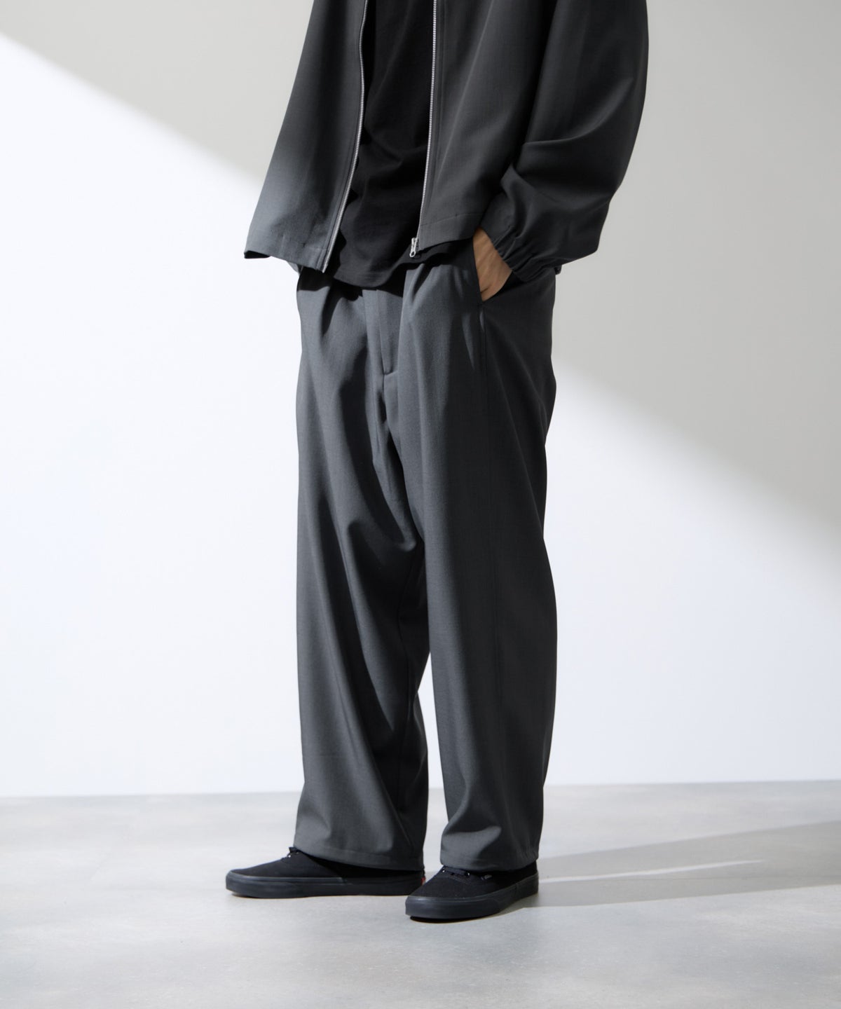 URBAN COLLECTION ポリトロ ワイドパンツ メンズ