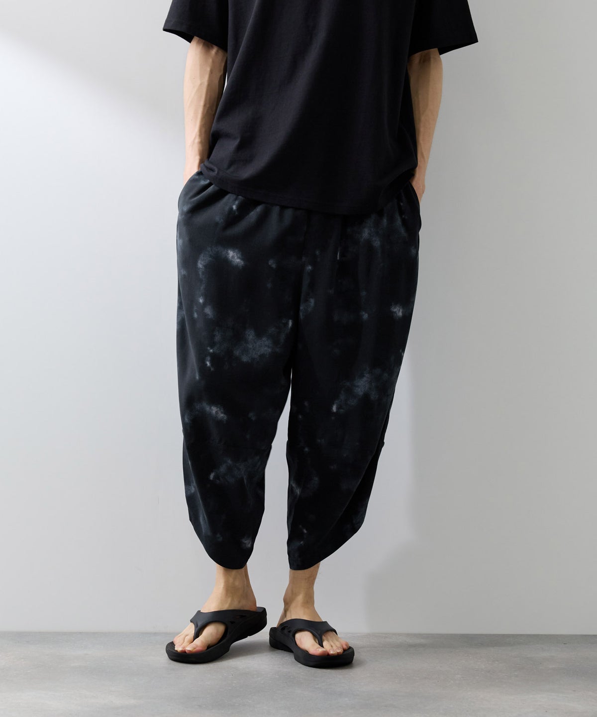NAVY SARARI レーヨンバルーンパンツ 柄 メンズ