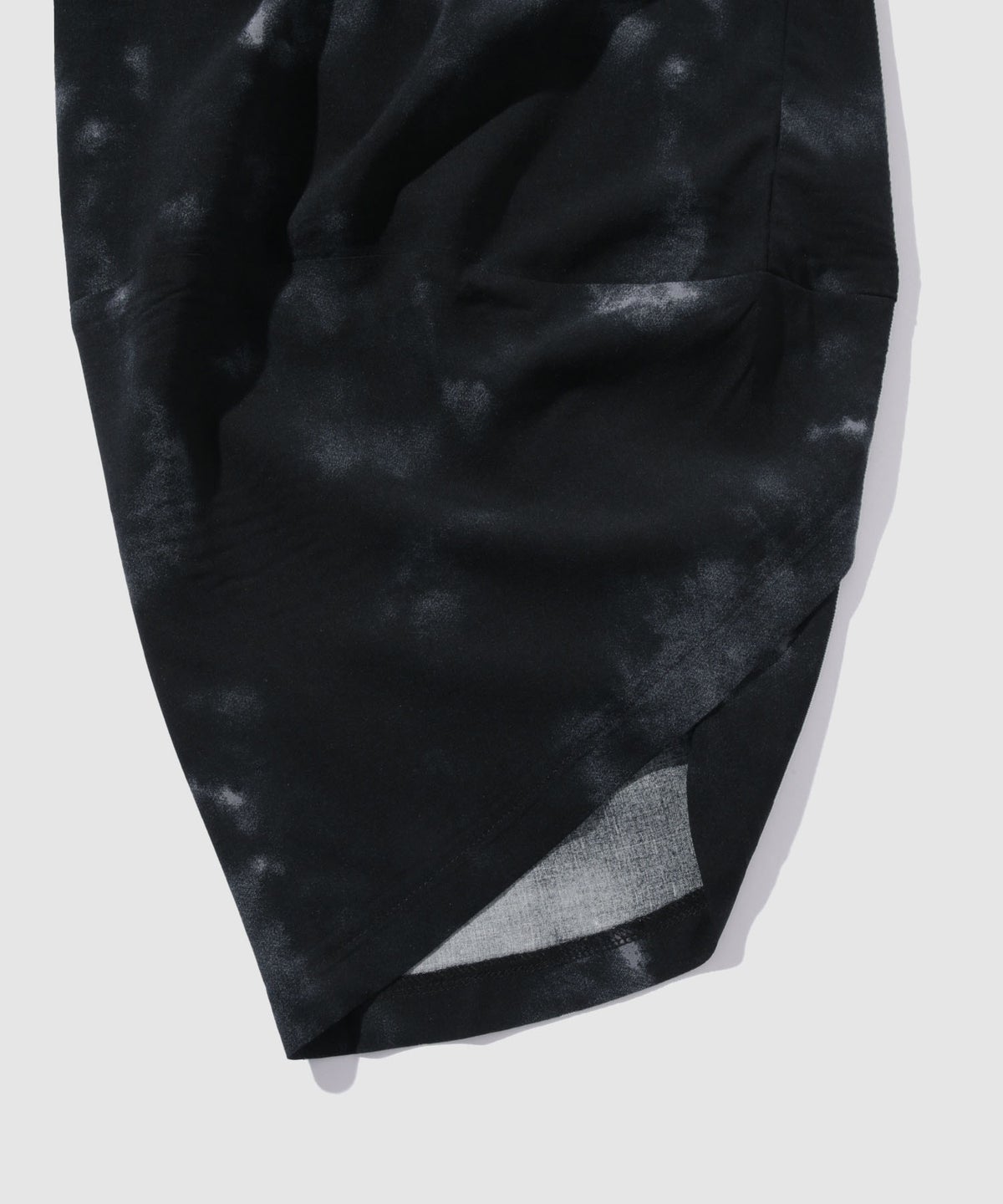 NAVY SARARI レーヨンバルーンパンツ 柄 メンズ