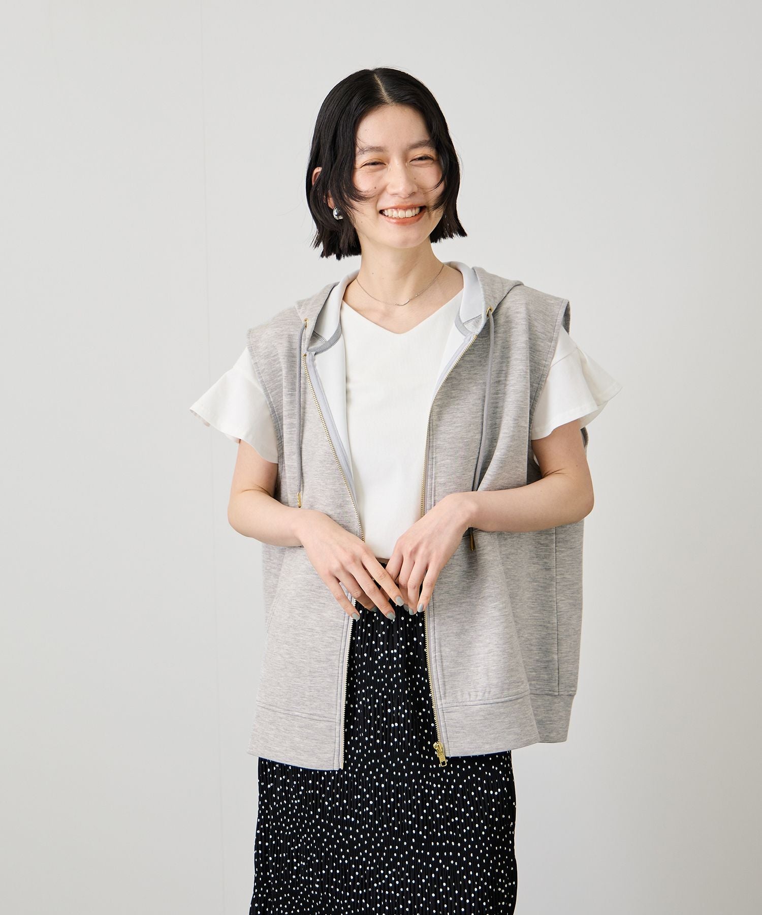 Idnes ダンボールニットフード付きベスト レディース