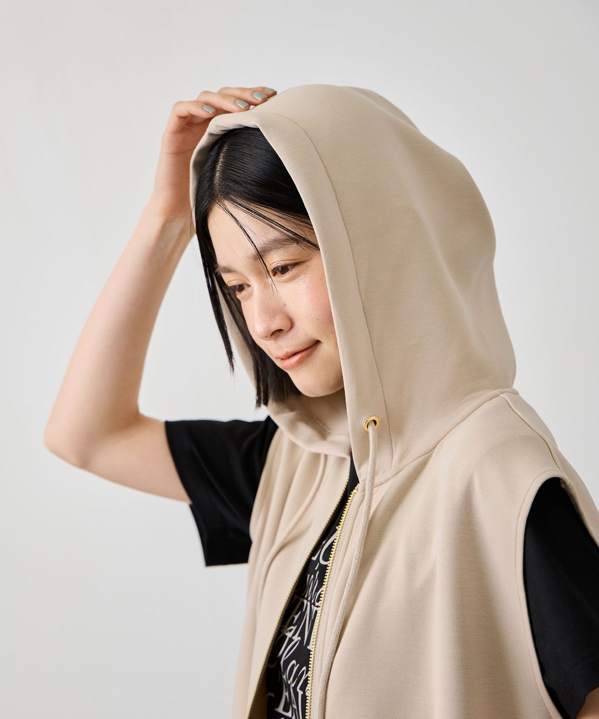 Idnes ダンボールニットフード付きベスト レディース