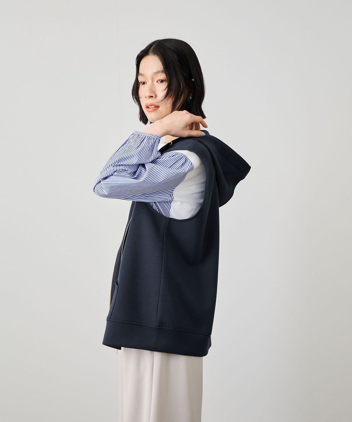 Idnes ダンボールニットフード付きベスト レディース