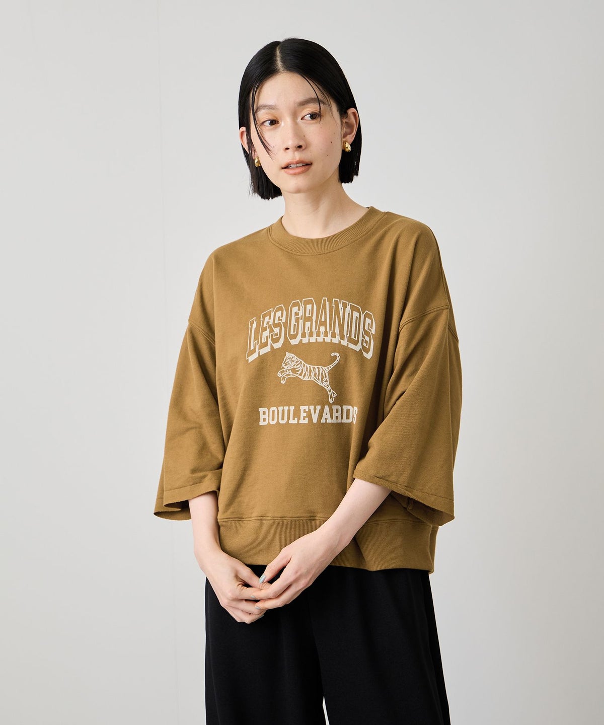 Idnes ミニ裏毛 フロントプリント 5分袖Tシャツ レディース メール便 対応商品