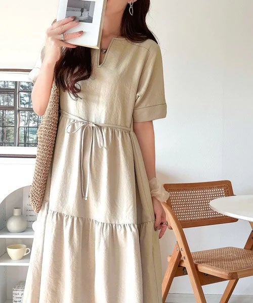 Classical Elf 【接触冷感・吸水速乾・UVカット・防シワ機能付き】愛らしさも上品さもわたしのもの。キーネックリボンティアードワンピース商品画像-3