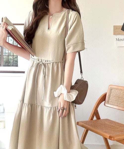 Classical Elf 【接触冷感・吸水速乾・UVカット・防シワ機能付き】愛らしさも上品さもわたしのもの。キーネックリボンティアードワンピース商品画像-13