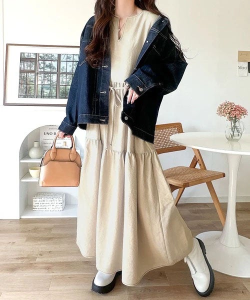 Classical Elf 【接触冷感・吸水速乾・UVカット・防シワ機能付き】愛らしさも上品さもわたしのもの。キーネックリボンティアードワンピース商品画像-15