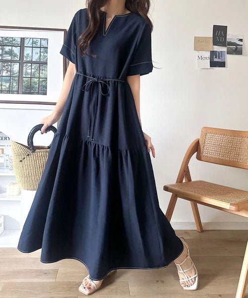 Classical Elf 【接触冷感・吸水速乾・UVカット・防シワ機能付き】愛らしさも上品さもわたしのもの。キーネックリボンティアードワンピース商品画像-17