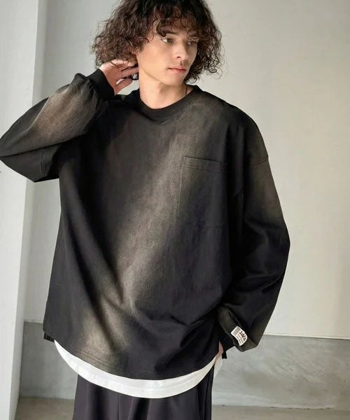 Classical Elf 《JaVaジャバコラボ》垢抜け！大人のストリートstyleを作る。綿100％スプレーダイオーバーサイズTシャツ（長袖） 商品画像-1