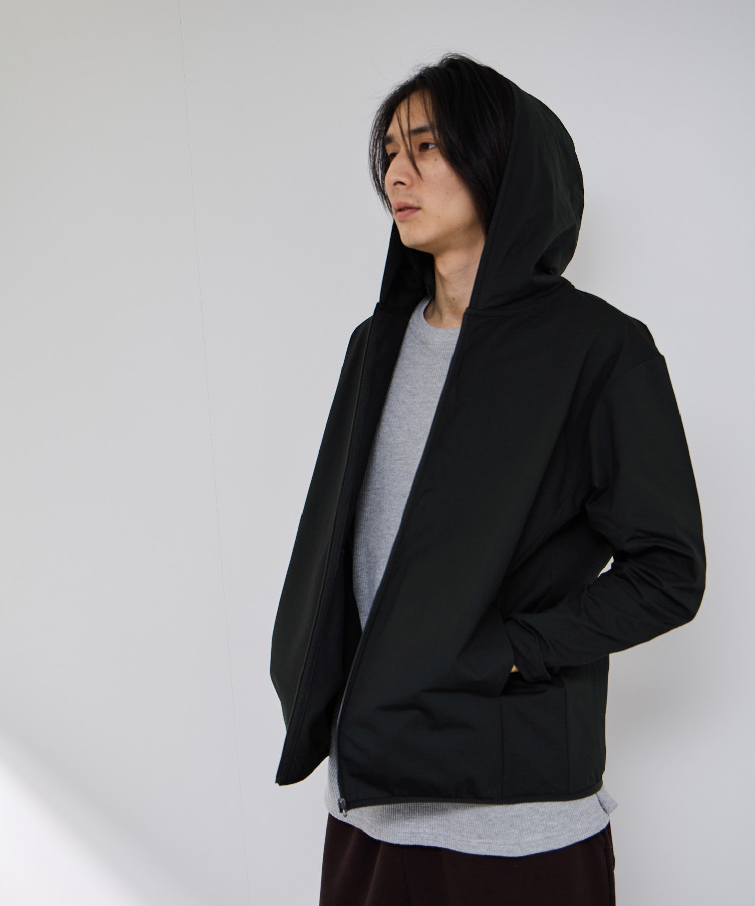 NAVY SARARI テックジョーゼットZIPパーカー メンズ