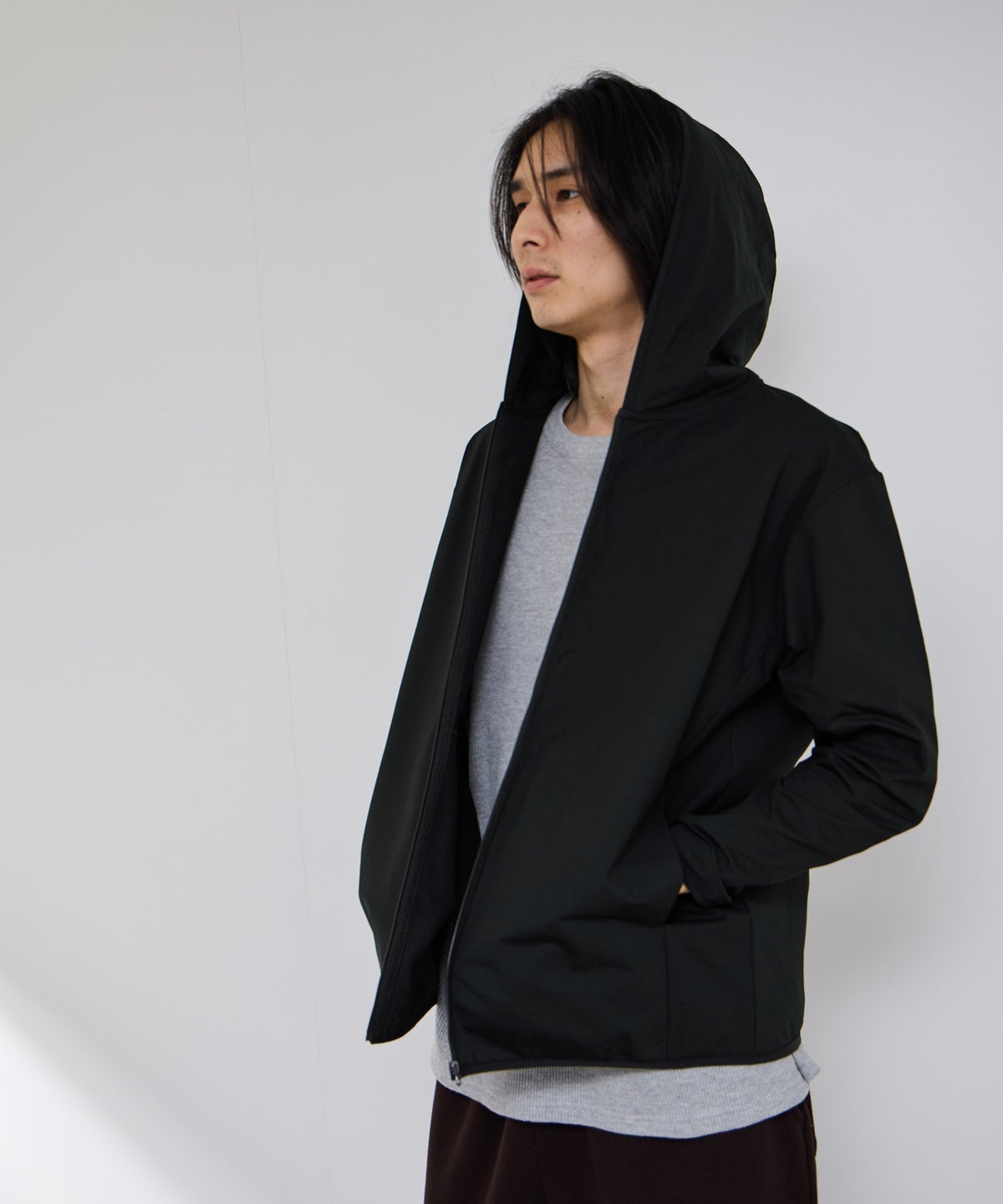 NAVY SARARI テックジョーゼットZIPパーカー メンズ