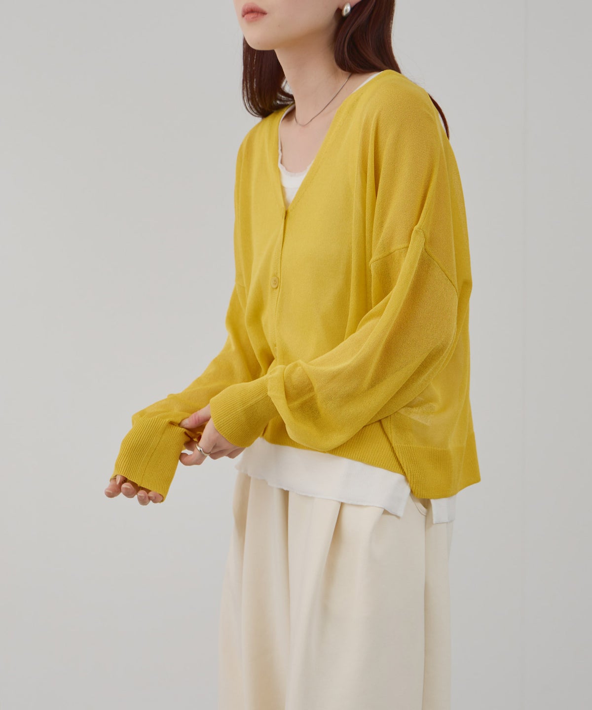 Free Nature 光沢シアーVネックショートカーディガン レディース