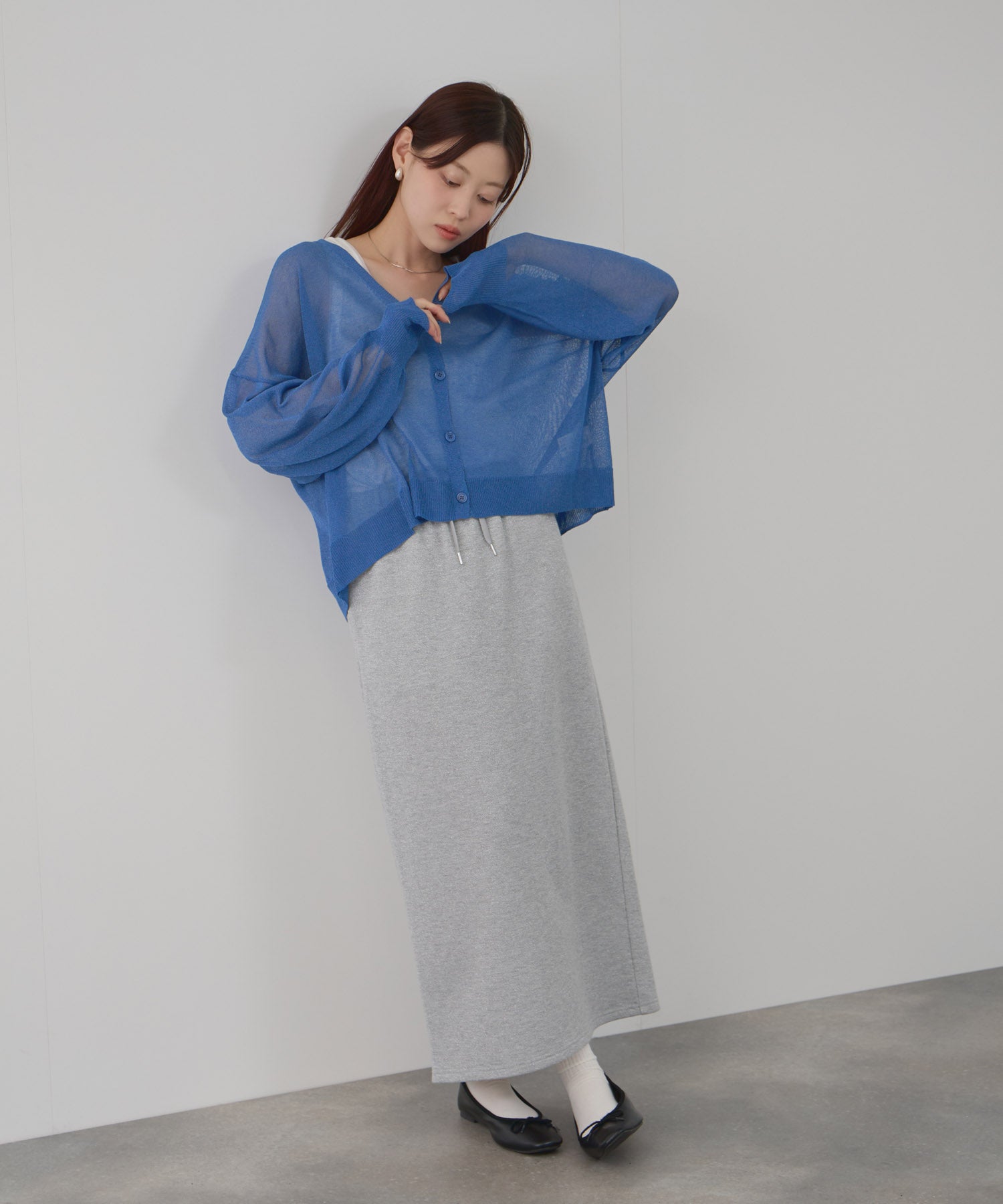 Free Nature 光沢シアーVネックショートカーディガン レディース
