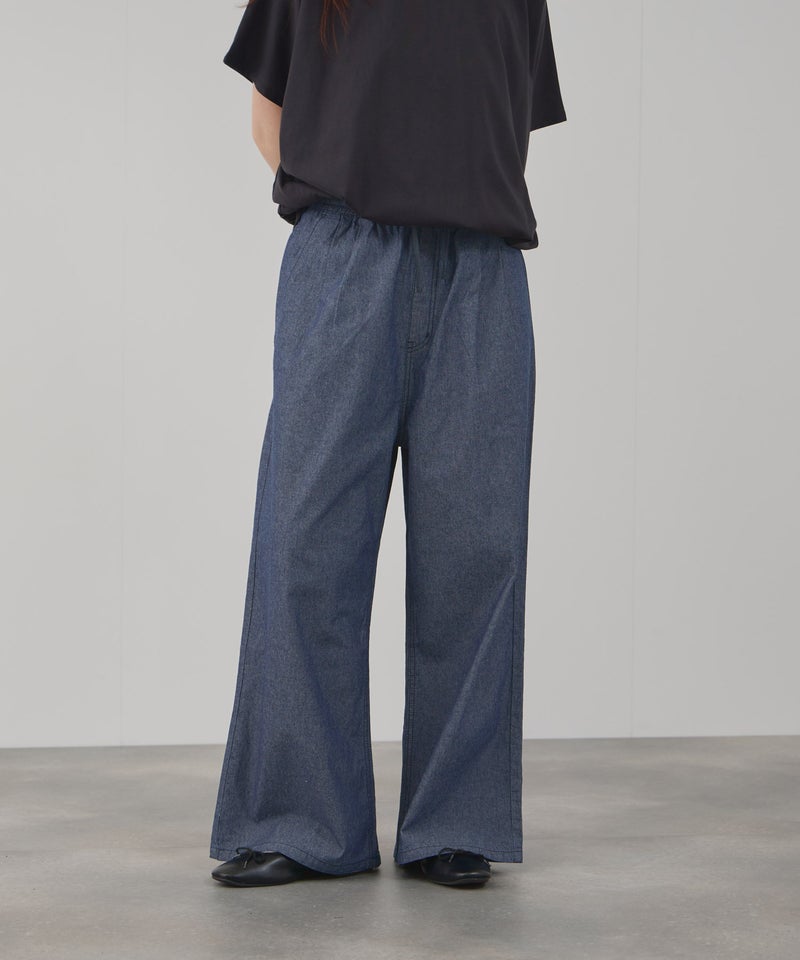 NAVY  毎日はきたくなるデニム「マイデニ」 シャンブレーダブルタックワイドパンツ レディース商品画像-2